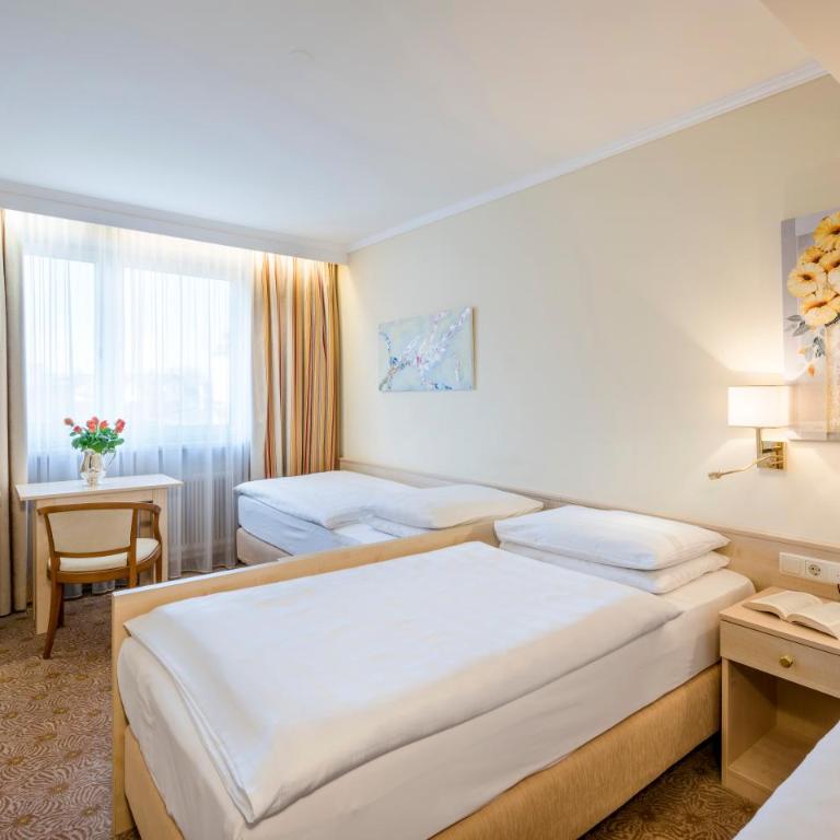 Hotel Scherer - Dreibettzimmer - 2