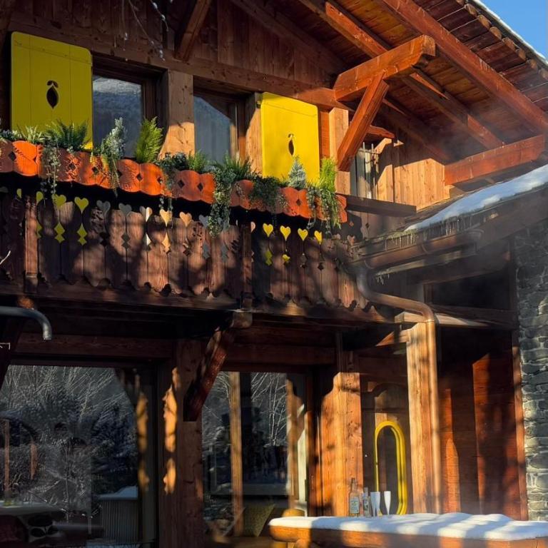 Three Bedroom Chalet Lemon Pit Chamonix - Three-Bedroom Chalet - 34