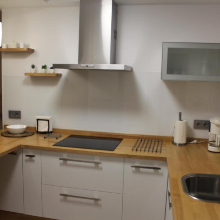 Rosalía de Castro, 41 - Centro - VUT-CO-01904 - Apartamento - 4
