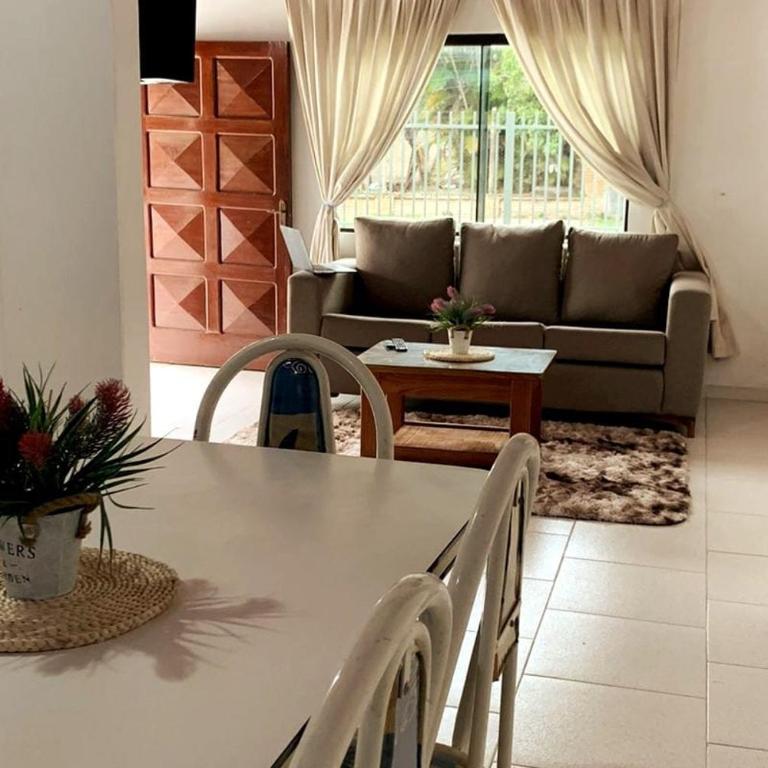 Casa en el centro de Pilar, Ñeembucú - Casa de 2 dormitorios - 1