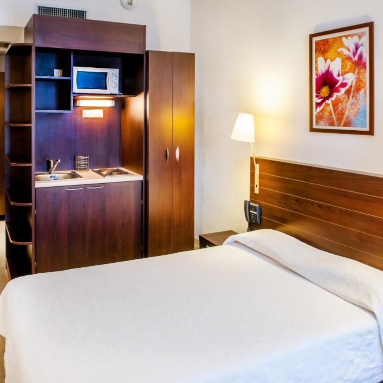 Appart'hôtel Saint Jean - Chambre Double ou Lits Jumeaux - 10