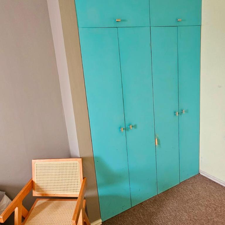 Hostal Florida Valpo - Habitación Individual con baño privado externo - 13