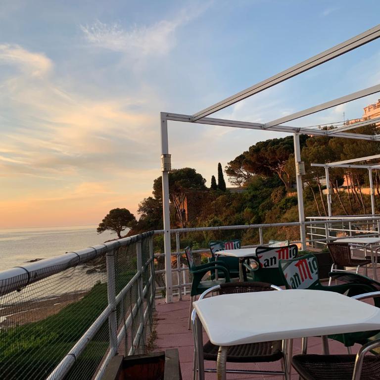 Penthouse - Balcony - Private Beach - Pool - Apartamento de 2 dormitorios - 29