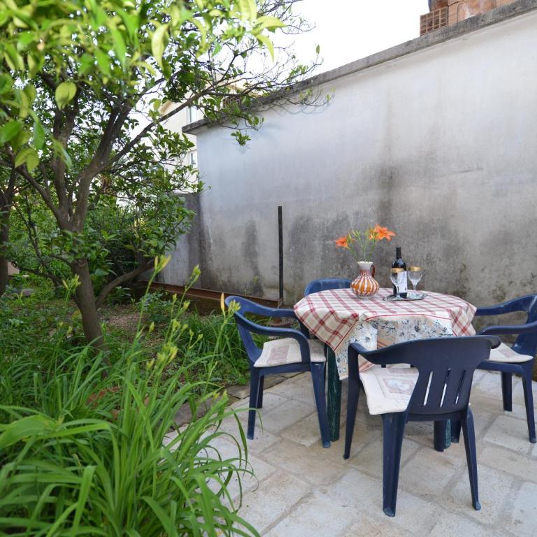 Apartments Simonovic - Studio with Balcony - 11