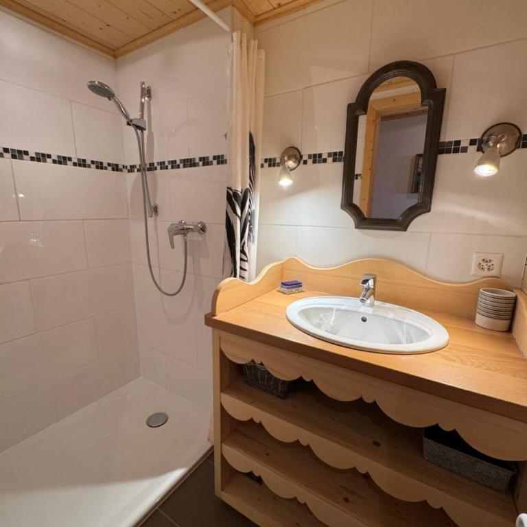 Luxury apartment in Les Diablerets - Apartment mit 3 Schlafzimmern und Bergblick - 12