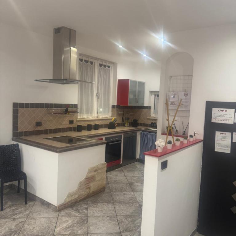Samy s Home 1 FREE parking Wi-Fi - Apartment mit 2 Schlafzimmern - 4
