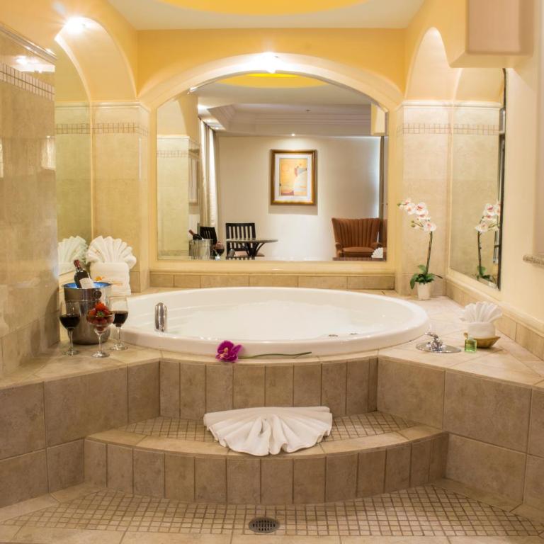 Hotel Ticuán - Master Suite - 1