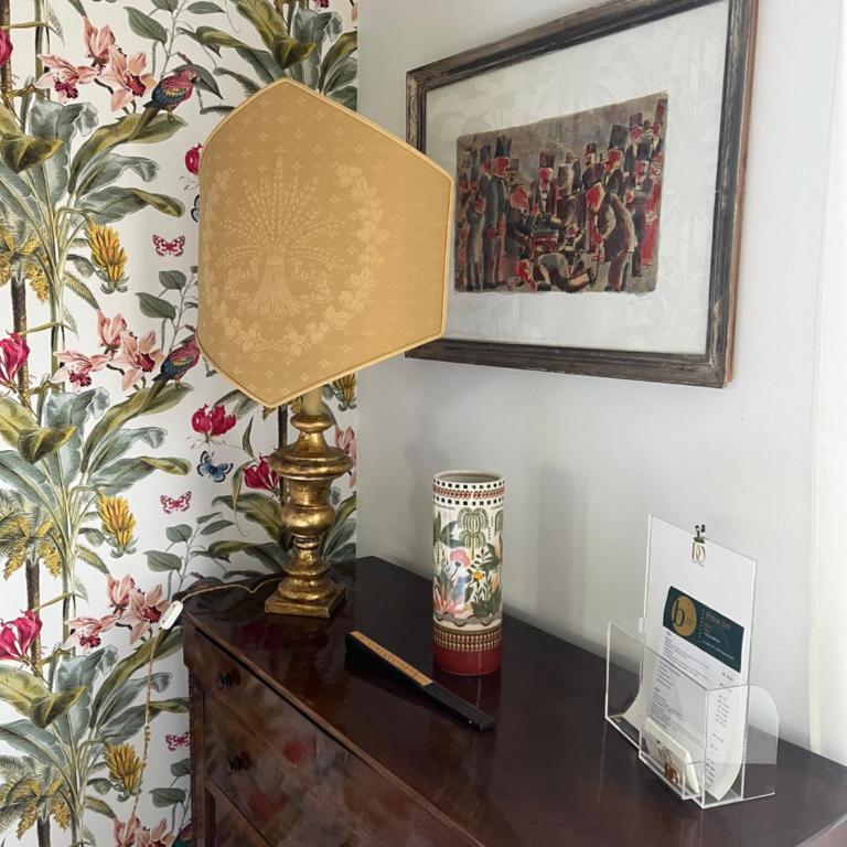 Domus Orestea Luxury Suites - King Room with Balcony - 3