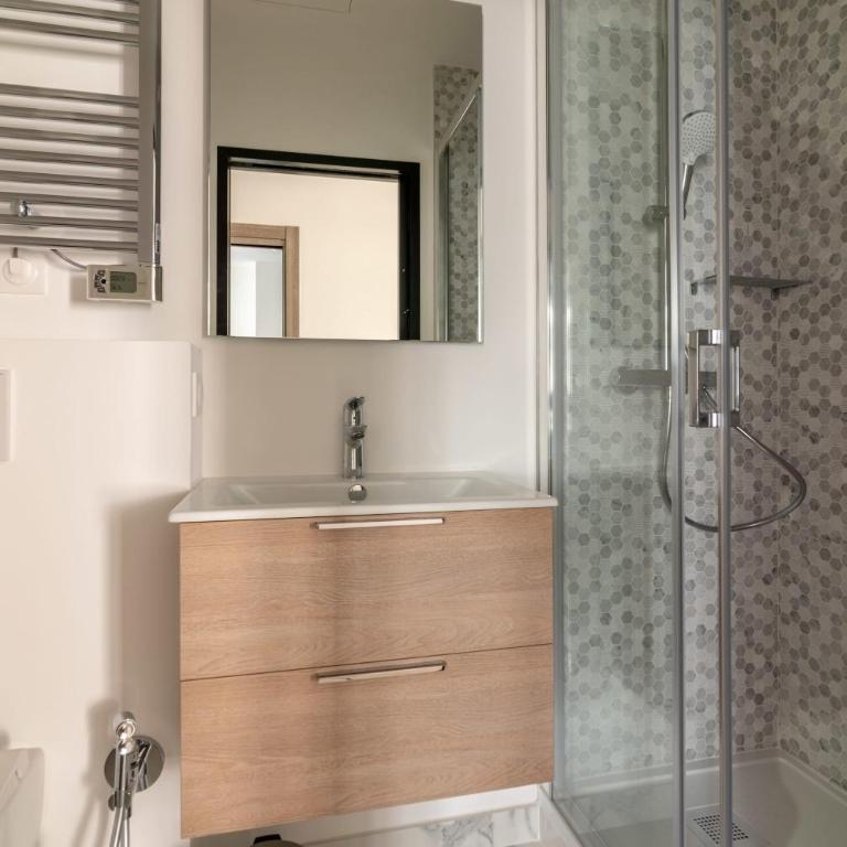 Scandinavian Urban 2 - 2BR apartment in center close to Palais des Festivals and the beach - Apartamento de 2 dormitorios - 2