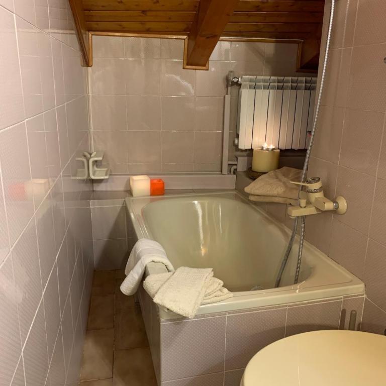 Appartamento mansardato centrale Limone Piemonte - Appartamento con 1 Camera da Letto - 3