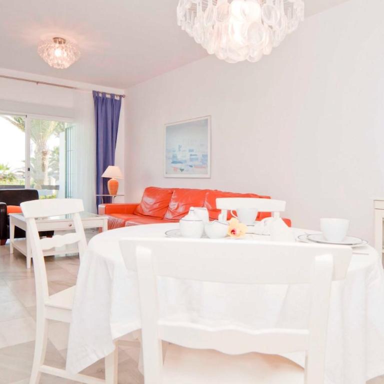 Primera línea de playa La Cala de Mijas - Apartamento de 3 dormitorios con vistas al mar - 11
