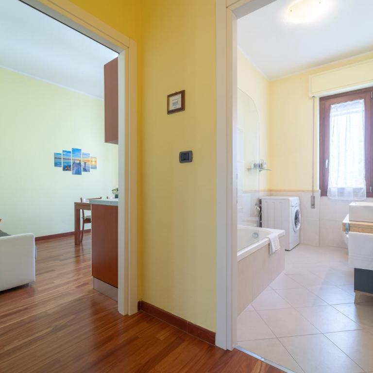 Apartments via Spano - Appartamento con 2 Camere da Letto e Balcone - 19