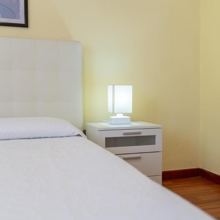 Apartments via Spano - Appartamento con 2 Camere da Letto e Balcone - 11