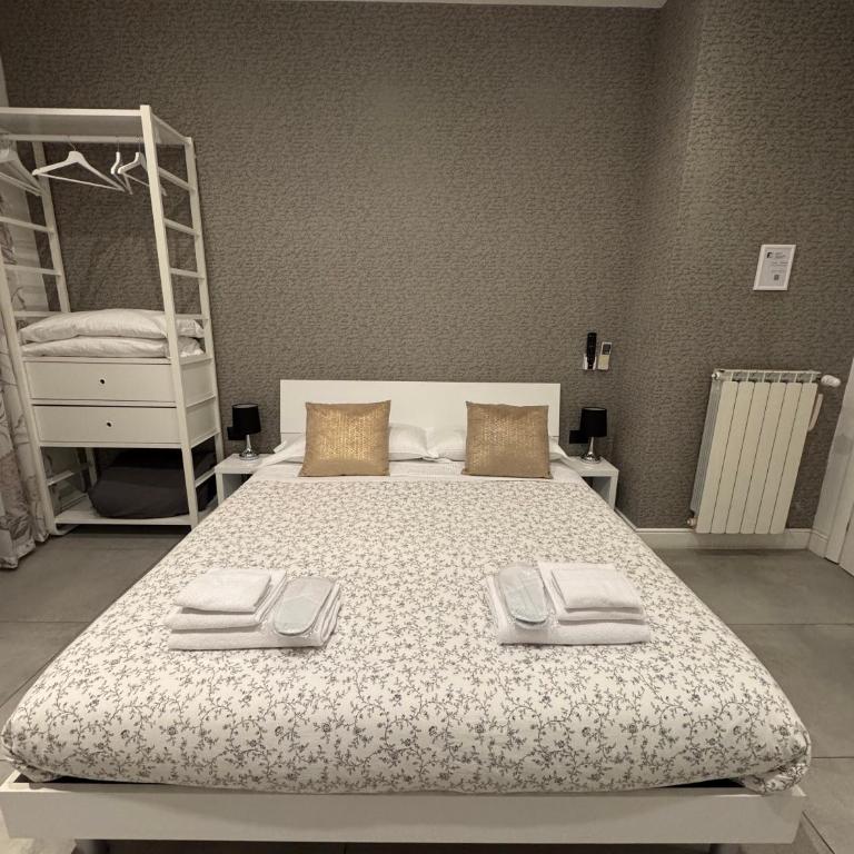 Flaminio Holidays - Deluxe Room - 1