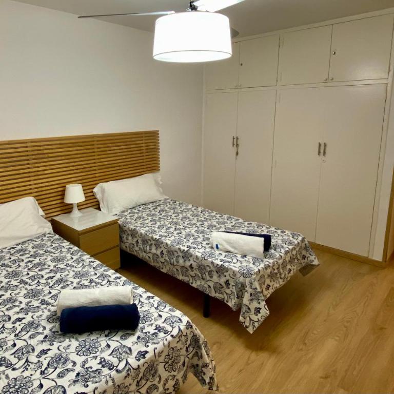 Moderno Apartamento en 1a Linia de mar en Salou. - Three-Bedroom Apartment - 10