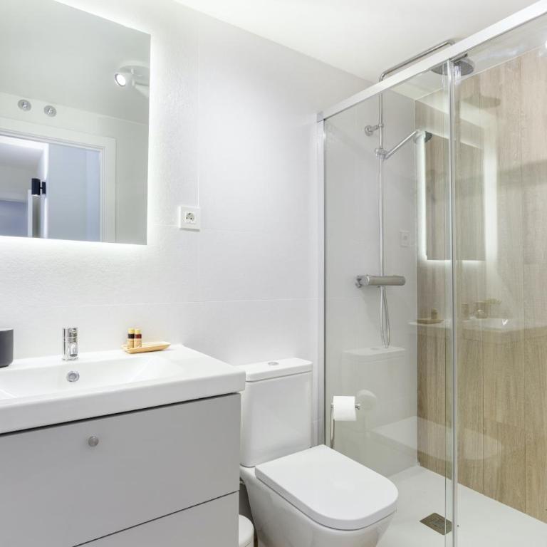 Antonio Lopez en Madrid - Two-Bedroom Apartment III - 14