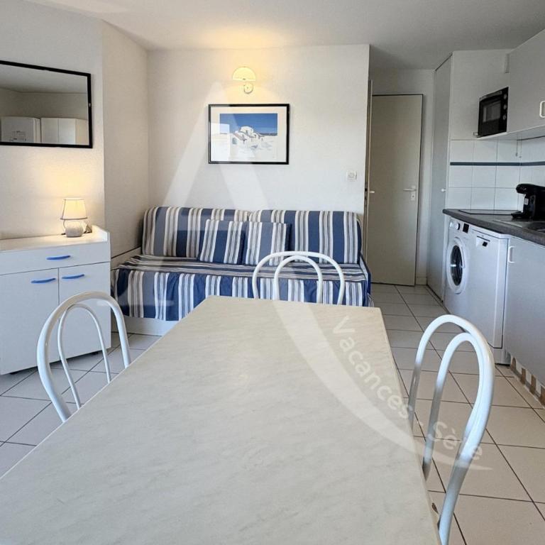 1 CHAMBRE, DERNIER ETAGE AVEC ASC, CLIM, RES AVEC PISCINE - Appartement 1 Chambre - 8