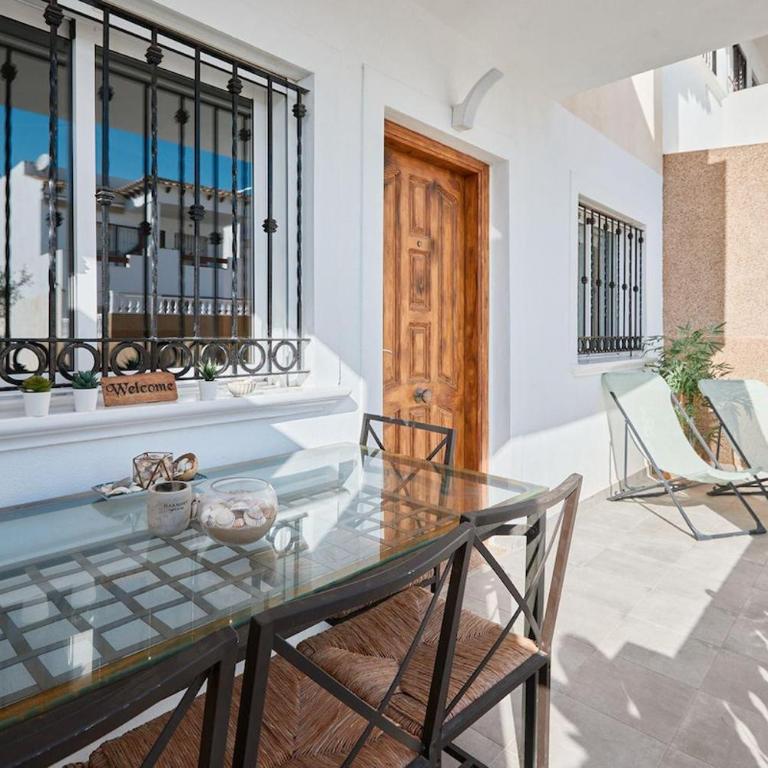 Sunset Apartment Orihuela Costa - Apartamento de 2 dormitorios con vistas al jardín - 13