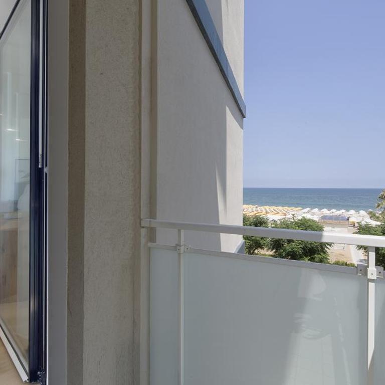 Luxury Suites Collection - Milano 3 - Appartamento con Vista Mare - 11
