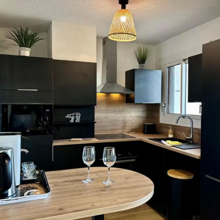 Le Point Virgule - Parking Privé - Clim - Appartement 2 Chambres - 4