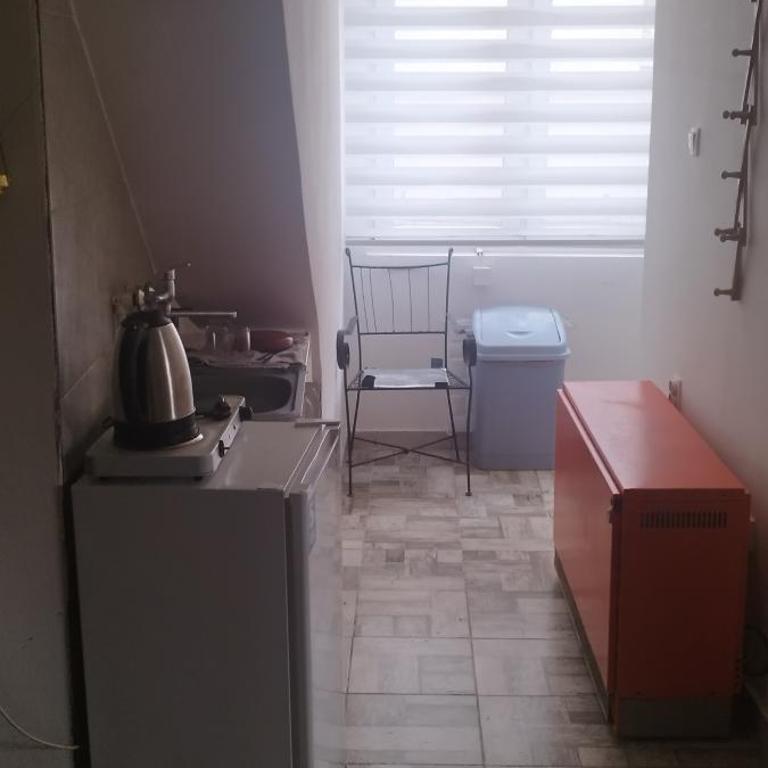 Small apartment with private bathrooms STRONG INTERNET - Family Studio - 5