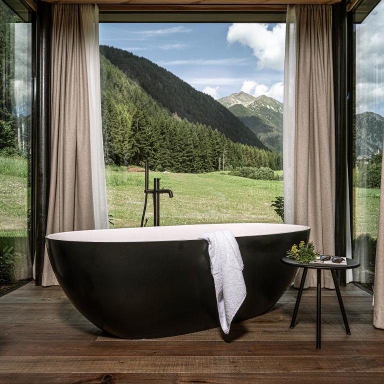 Valsegg Chalets Südtirol - luxury and private hideaway - Chalet - 2