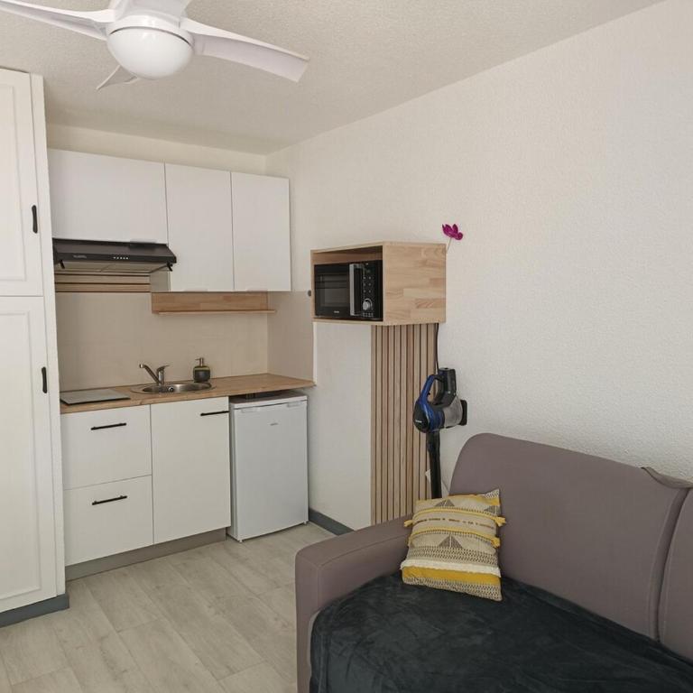 Studio La Favière Bormes les Mimosas - Apartment mit 1 Schlafzimmer - 11