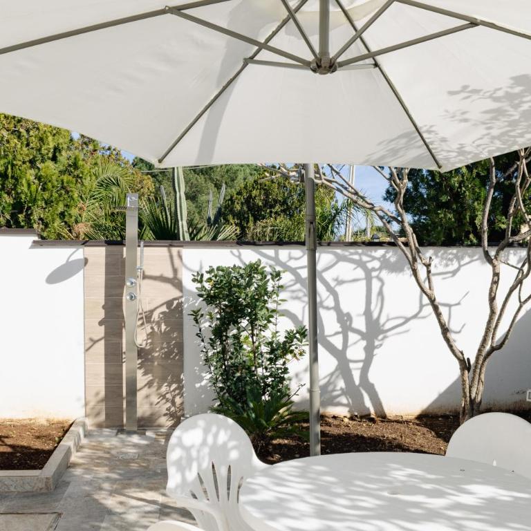 Villa Torre Ulisse Locazione Turistica Affitti Brevi - Dreibettzimmer mit Terrasse - 30