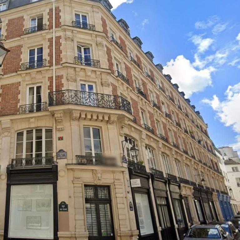 Geranimus Picasso Heart of Paris - One-Bedroom Apartment - 4