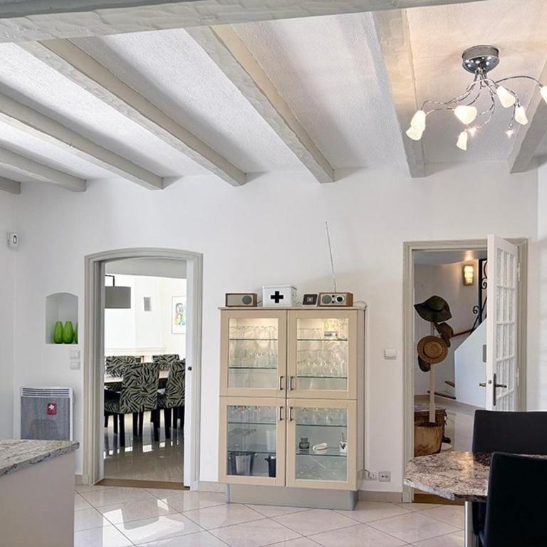 VILLA CHEZ-NOUS C'est chez vous, piscine, plages et golfs - Villa - 19