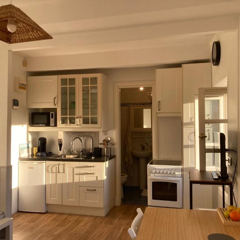 Appartement vue mer Menton vieille ville - Apartment with Sea View - 5