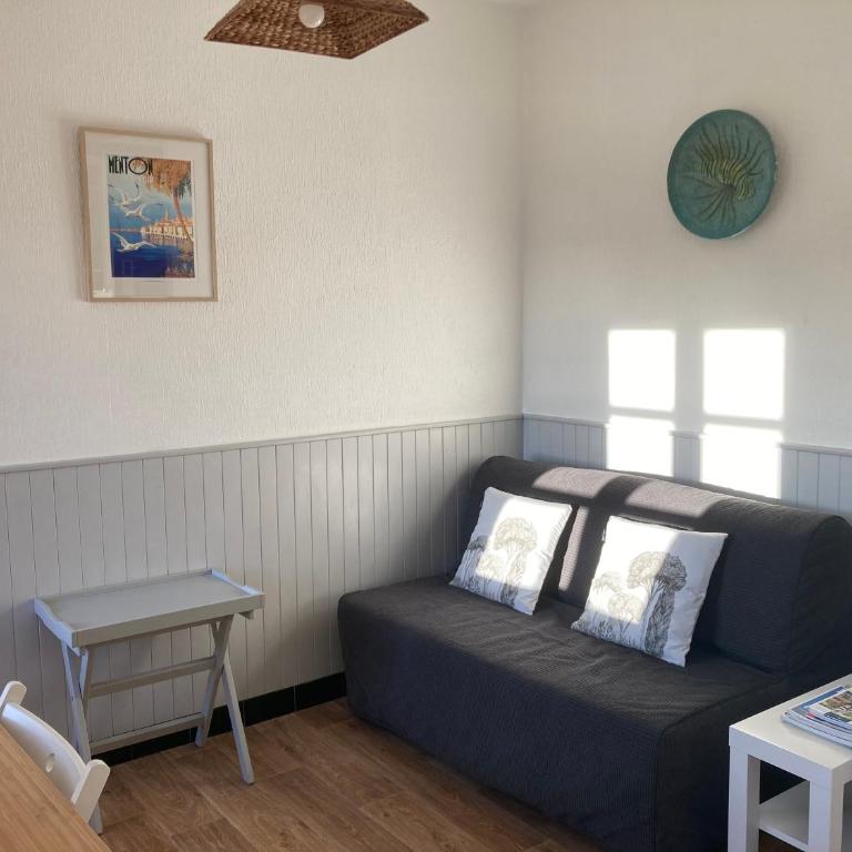 Appartement vue mer Menton vieille ville - Apartment with Sea View - 4