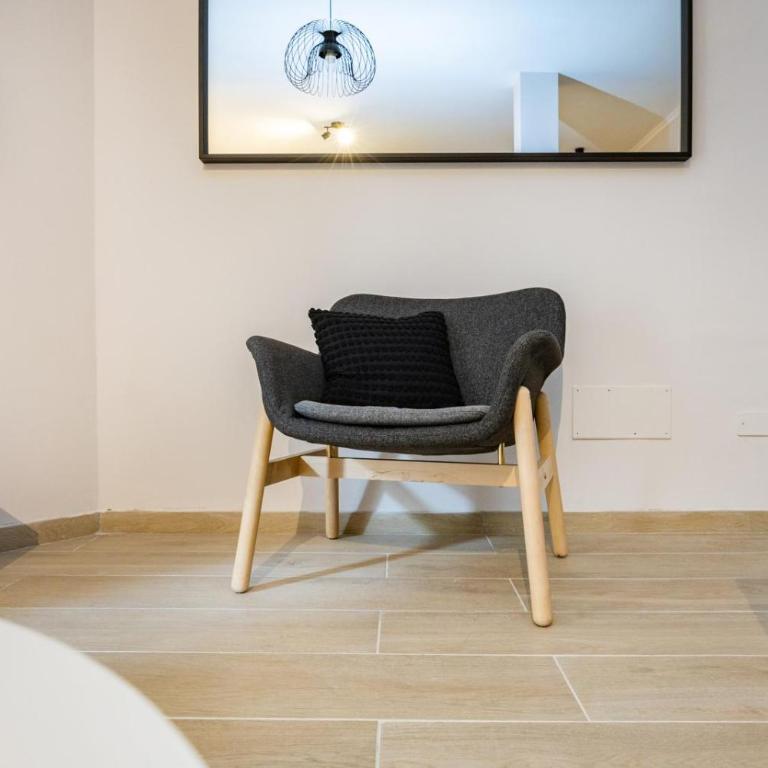 La Dimora di Margot - One-Bedroom House - 9