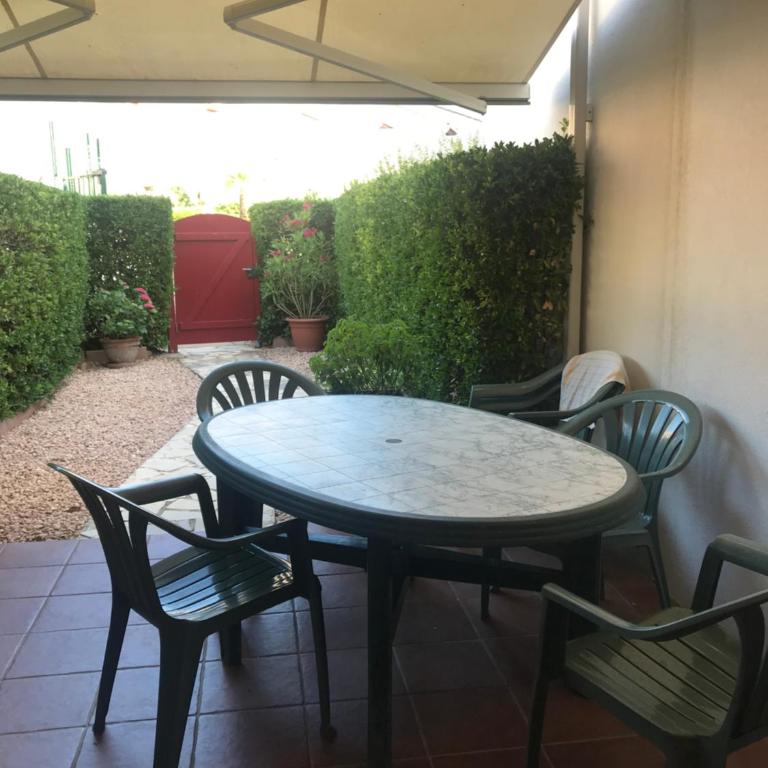 La Grande Motte Appart 4 pers RDJ piscine - Apartment mit 1 Schlafzimmer - 2