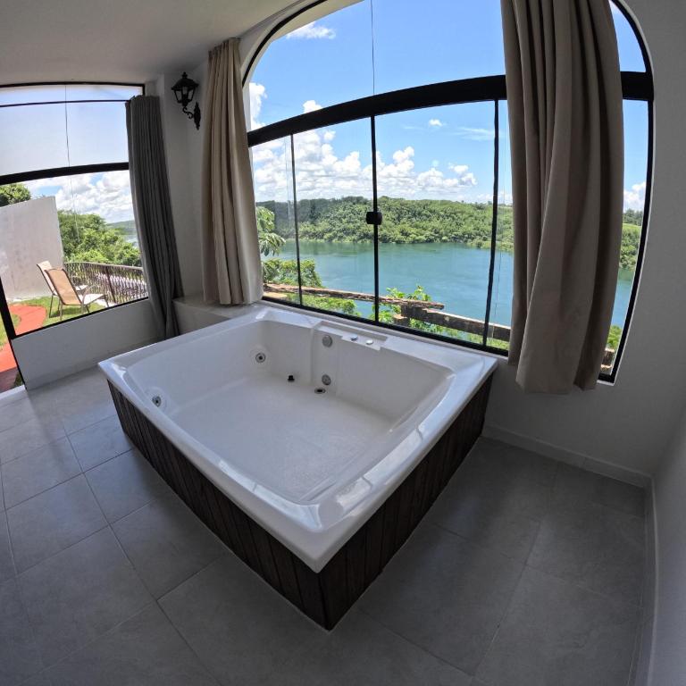 Hotel Casablanca Boutique Ciudad del Este By Swiss Bonmont Hotels - Junior Suite with Terrace - 2