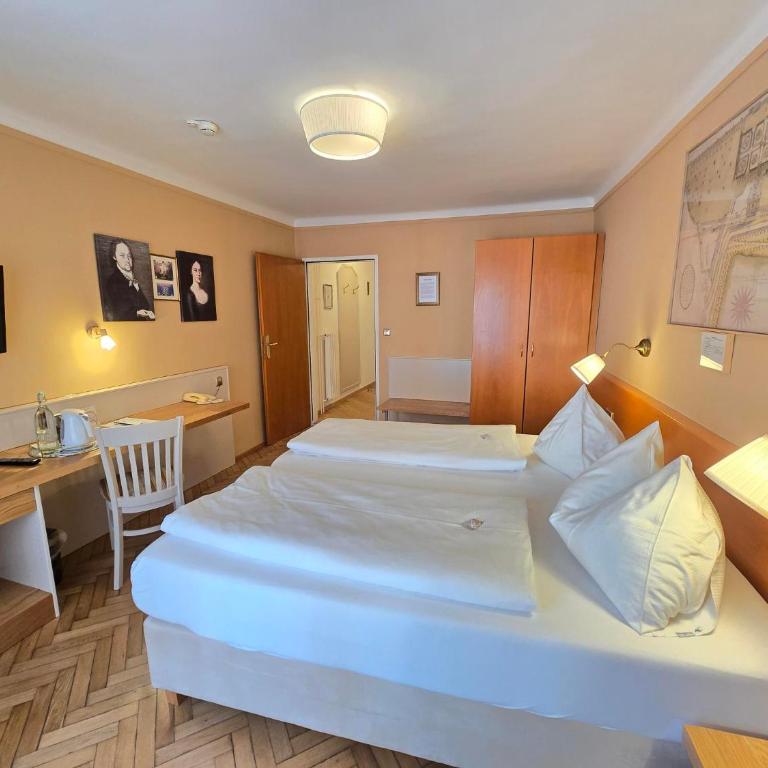 Boutique Hotel Goldenes Lamm Villach - Premium Doppelzimmer - 24