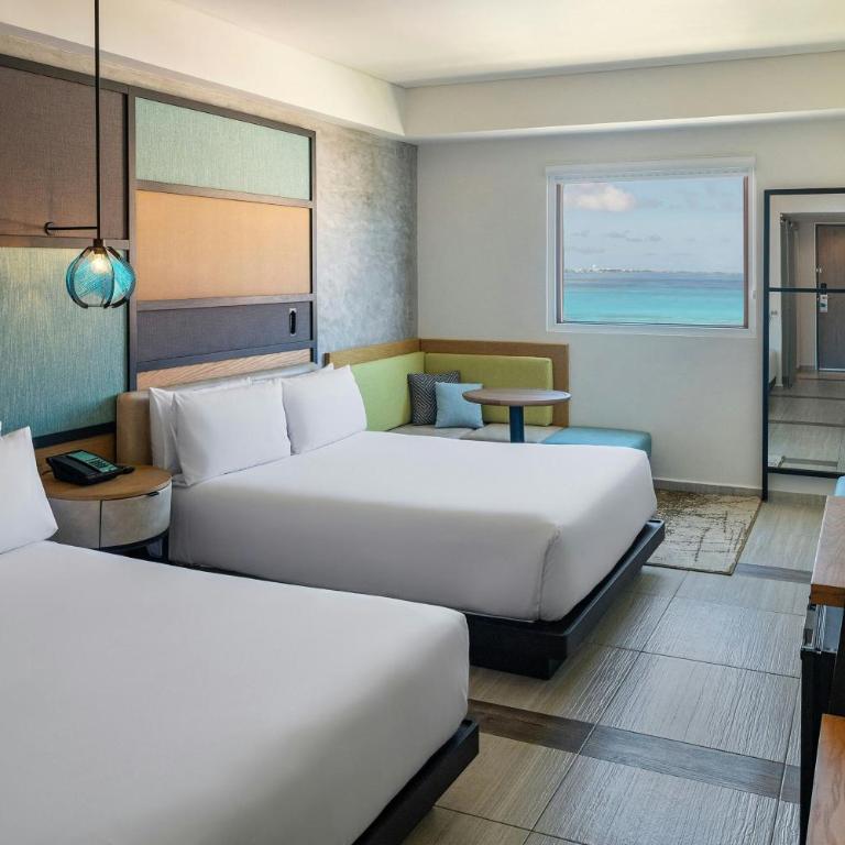 Aloft by Marriott Cancun - Aloft Ocean View, Guest room, 2 Queen+ Complimentary open bar - 7