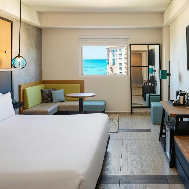 Aloft by Marriott Cancun - Aloft King Room - 3