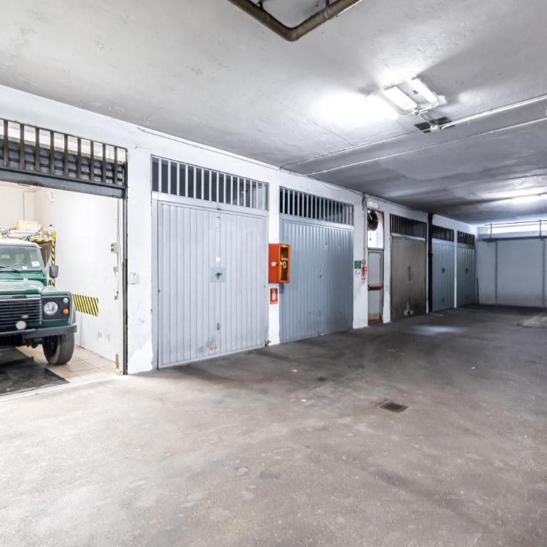 Accogliente alloggio nel pieno centro storico della città parcheggio in box privato incluso - Appartamento con 1 Camera da Letto - 9