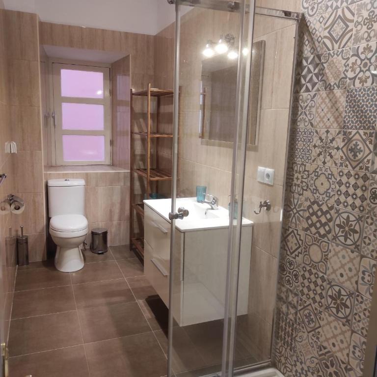 Apartamento Don Manuel - Three-Bedroom Apartment - 12