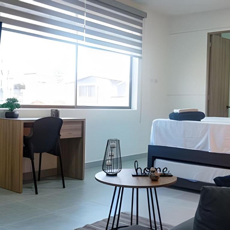 Edificio Manzanres - Central Cerca al Poblado - Zona Tranquila - Apartamento Clásico - 6
