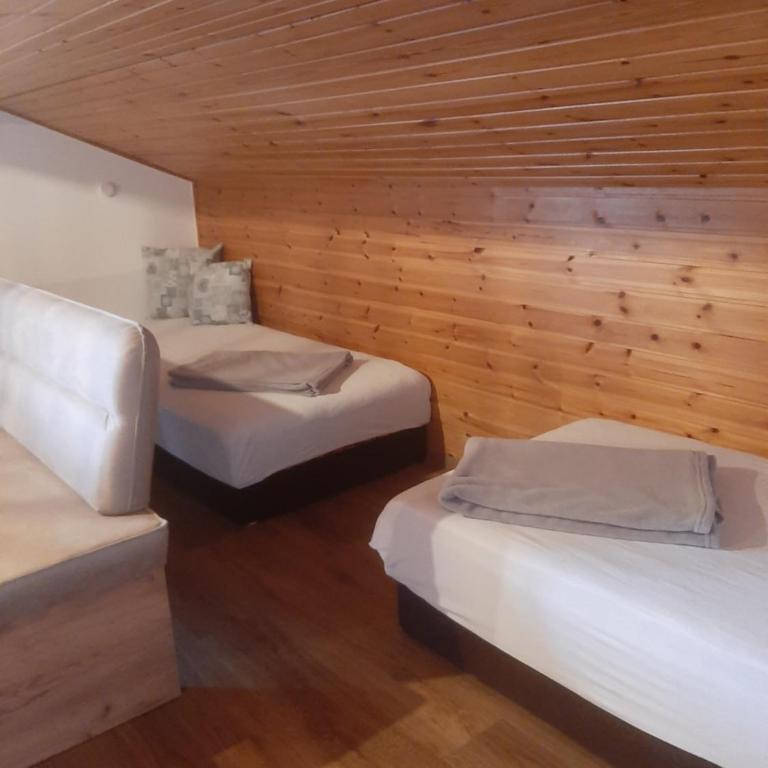 Haus Sorgschrofen - Studio mit Bergblick - 8