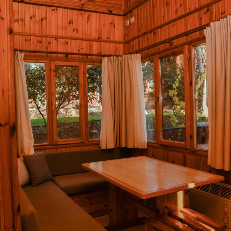 Camping Alquézar - Bungalow Familiar - 6