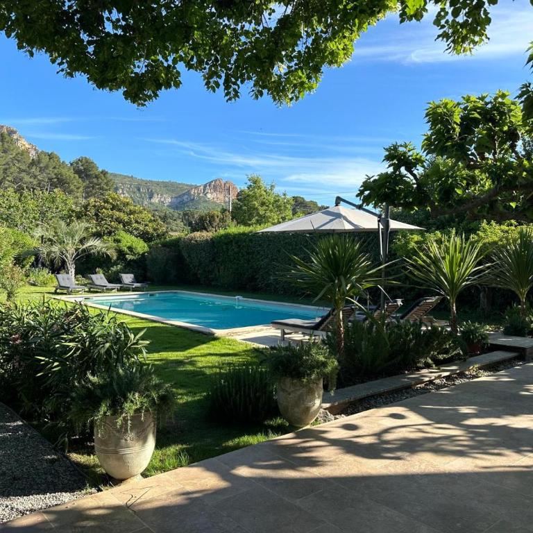 Maison de vacances à Cassis - Villa avec Piscine Privée - 5