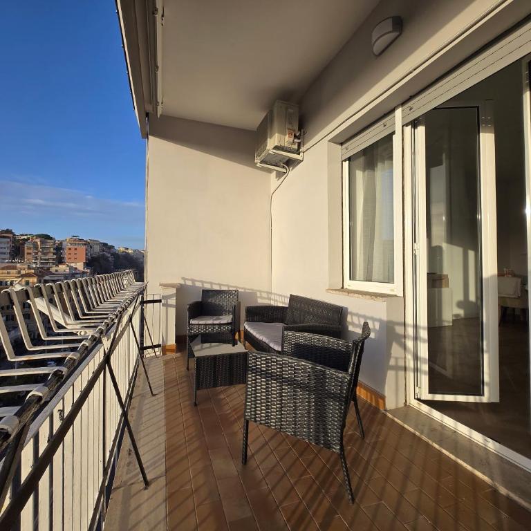 Trastevere Dreamer Home Rome - One-Bedroom Apartment with Balcony - 18