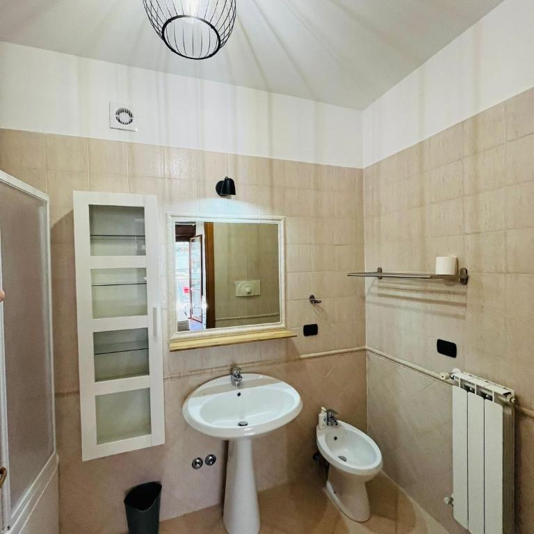 Giramondo Guest house - King Room with Spa Bath - 1