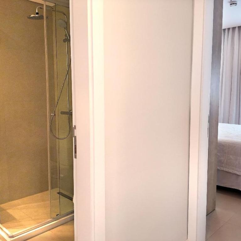 HOUZE Residences - By AVA Rentals - Suite Familiar Deluxe - 8