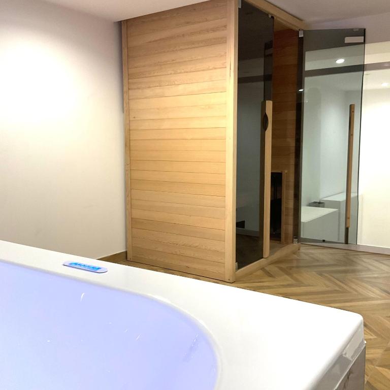 Gold suite19 - One-Bedroom Apartment - 14