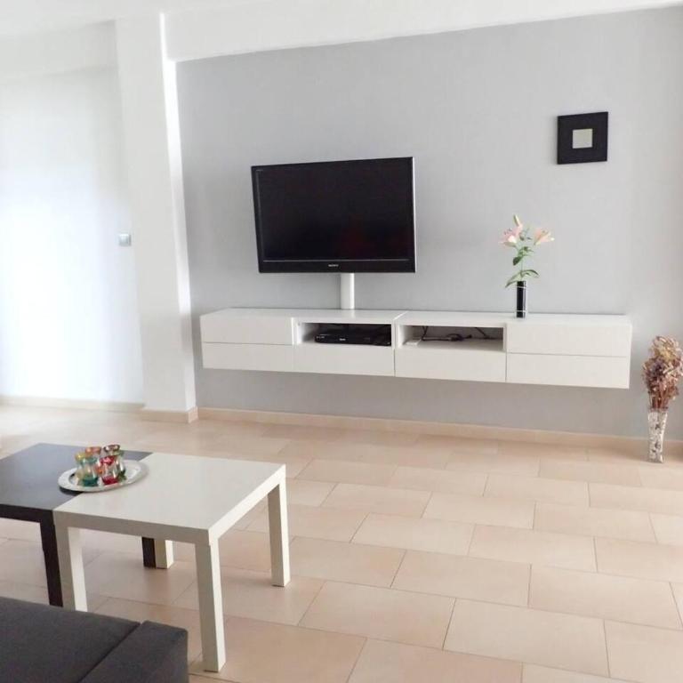 Regentes Home - Two-Bedroom Apartment - 1