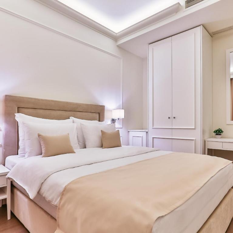 Hotel EDEN - Dvokrevetna Soba sa Bračnim Krevetom i Terasom - 9